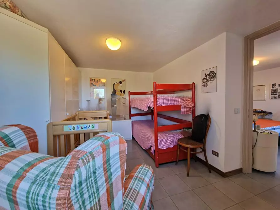Immagine 18 di Villa in vendita  a Carrara