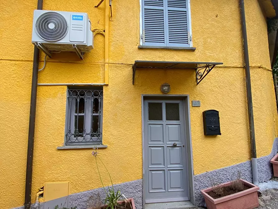 Immagine 5 di Terratetto in vendita  a Sarzana