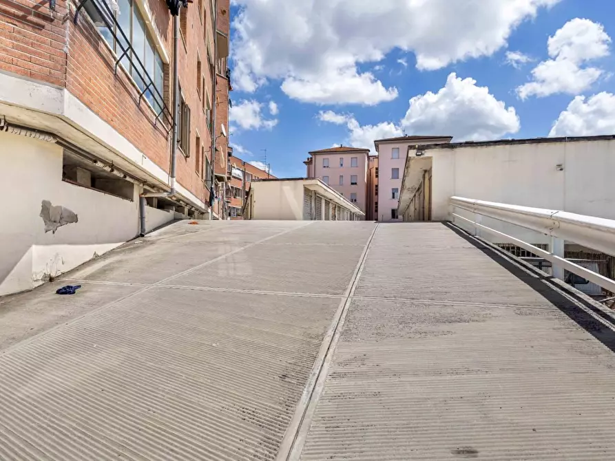 Immagine 22 di Mansarda in vendita  a Pontedera