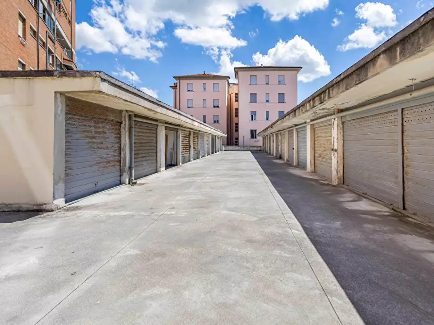 Immagine 21 di Mansarda in vendita  a Pontedera