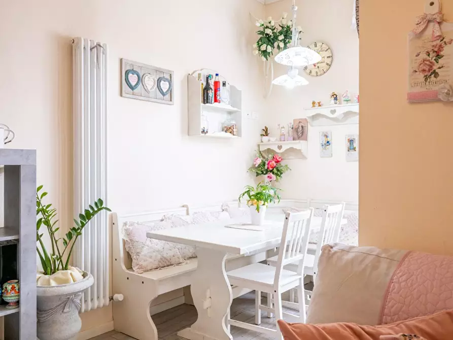 Immagine 21 di Appartamento in vendita  a Pontedera