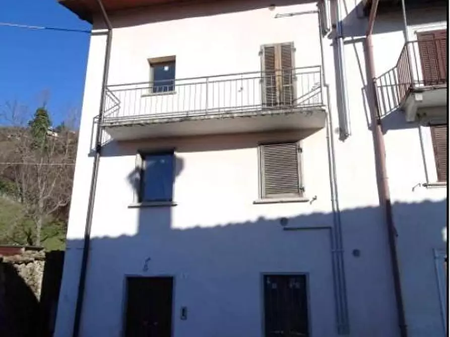 Immagine 1 di Appartamento in vendita  a Dossena