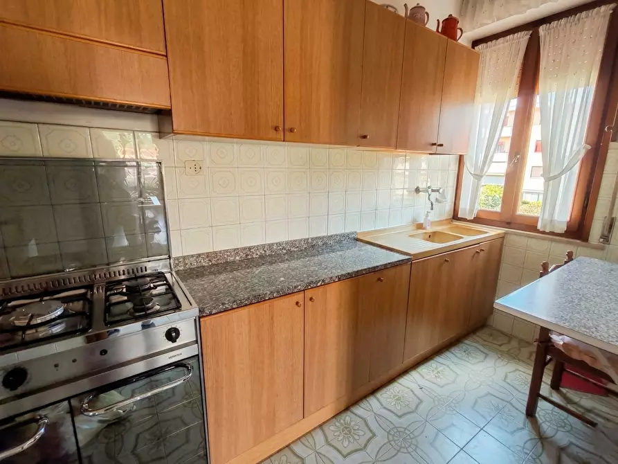 Immagine 35 di Casa indipendente in vendita  a Santa Maria A Monte