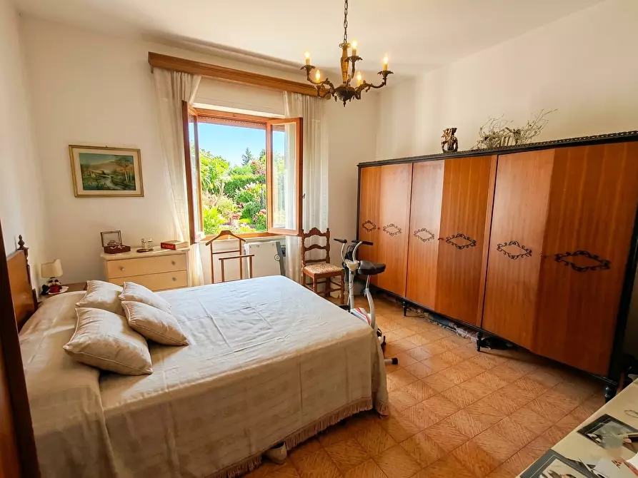Immagine 37 di Casa indipendente in vendita  a Santa Maria A Monte