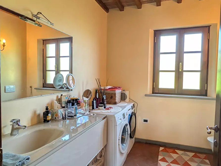 Immagine 22 di Villa in vendita  a Cerreto Guidi