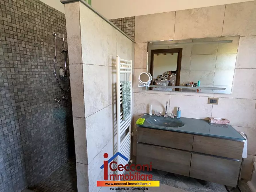 Immagine 32 di Villa in vendita  a Cerreto Guidi