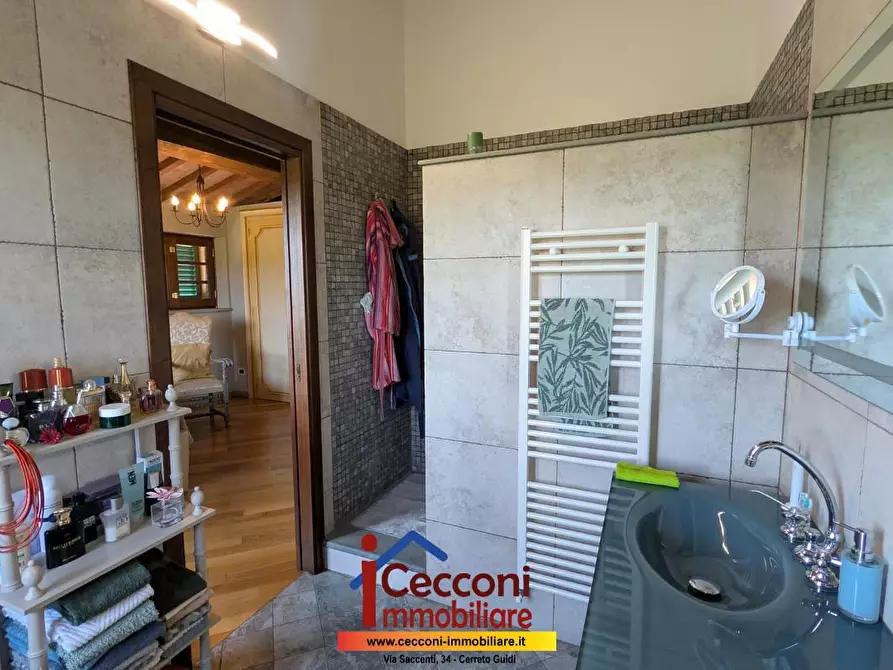 Immagine 33 di Villa in vendita  a Cerreto Guidi