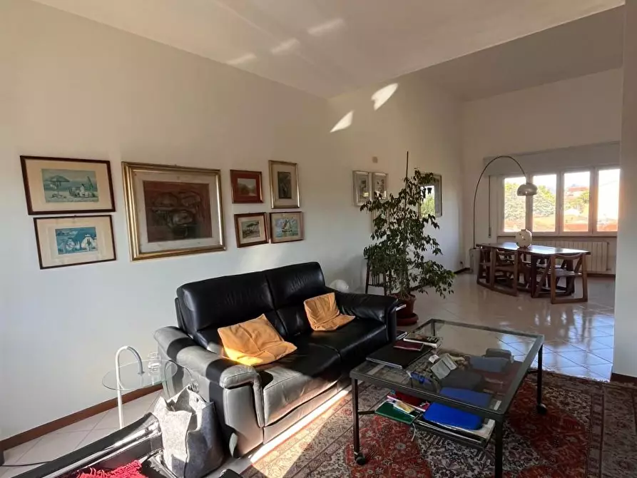 Immagine 6 di Appartamento in vendita  a Pisa