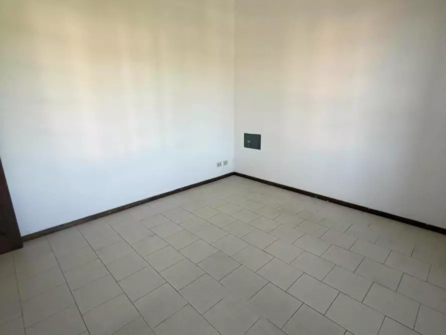 Immagine 8 di Appartamento in vendita  a Castelnuovo Magra