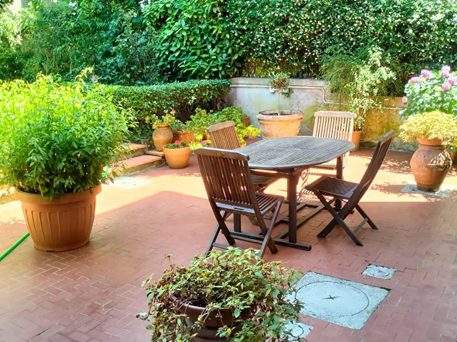 Immagine 1 di Appartamento in affitto  a Firenze
