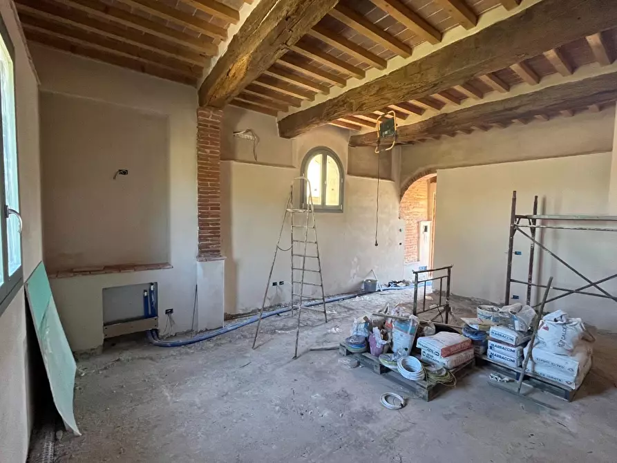 Immagine 21 di Rustico / casale in vendita  a Terricciola