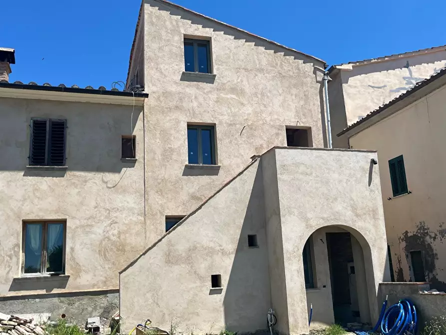 Immagine 17 di Rustico / casale in vendita  a Terricciola