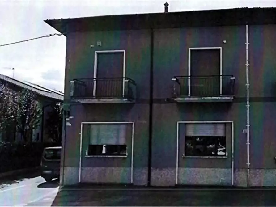 Immagine 1 di Appartamento in vendita  a Busto Arsizio