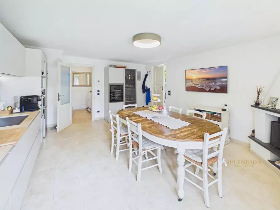 Immagine 16 di Villa in affitto  a Forte Dei Marmi