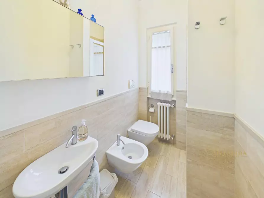 Immagine 5 di Villa in affitto  a Forte Dei Marmi