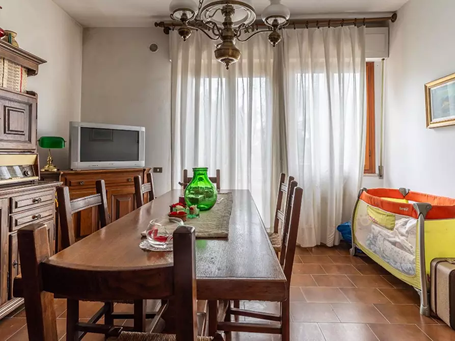 Immagine 11 di Appartamento in vendita  a Empoli