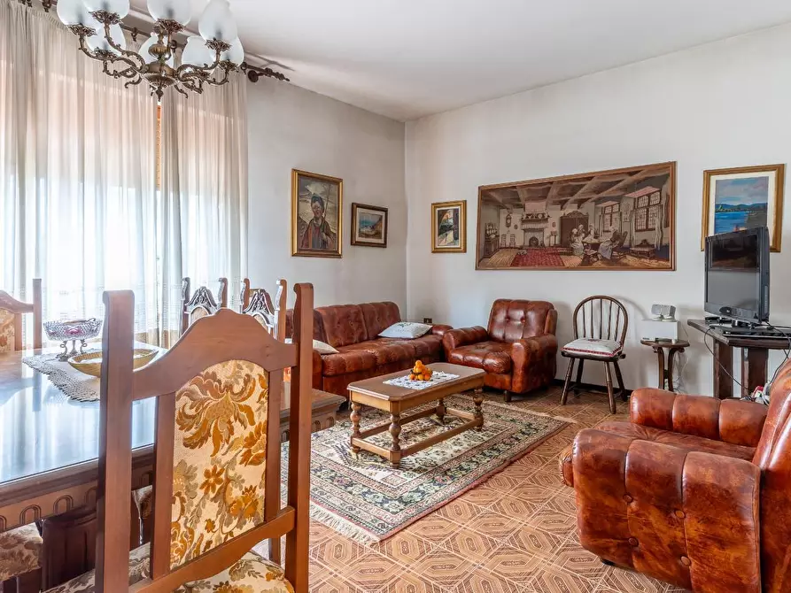 Immagine 4 di Appartamento in vendita  a Empoli