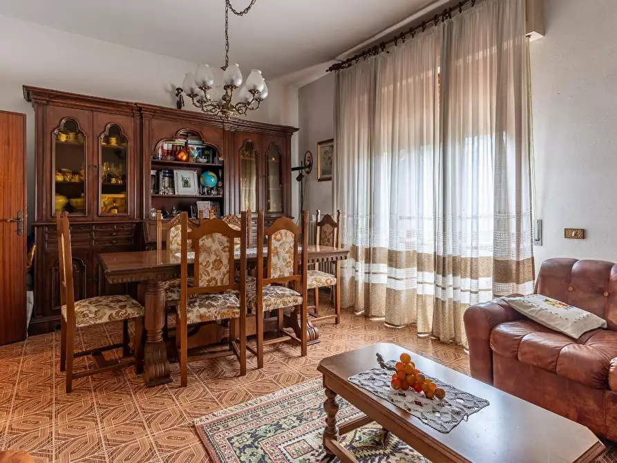 Immagine 2 di Appartamento in vendita  a Empoli