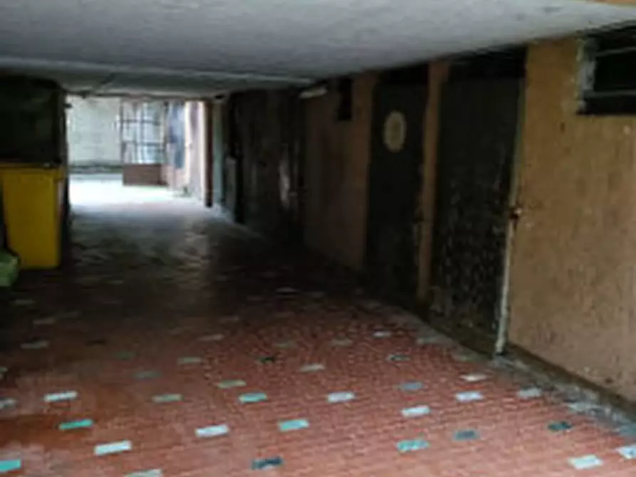Immagine 6 di Appartamento in vendita  a Saronno