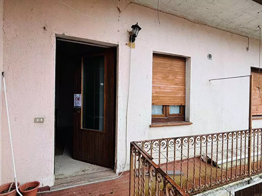 Immagine 14 di Appartamento in vendita  a Vergiate
