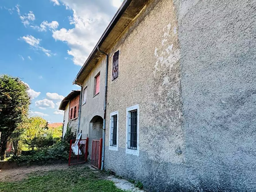 Immagine 13 di Appartamento in vendita  a Vergiate