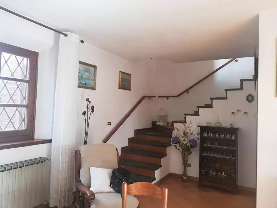 Immagine 10 di Casa indipendente in vendita  a Pietrasanta