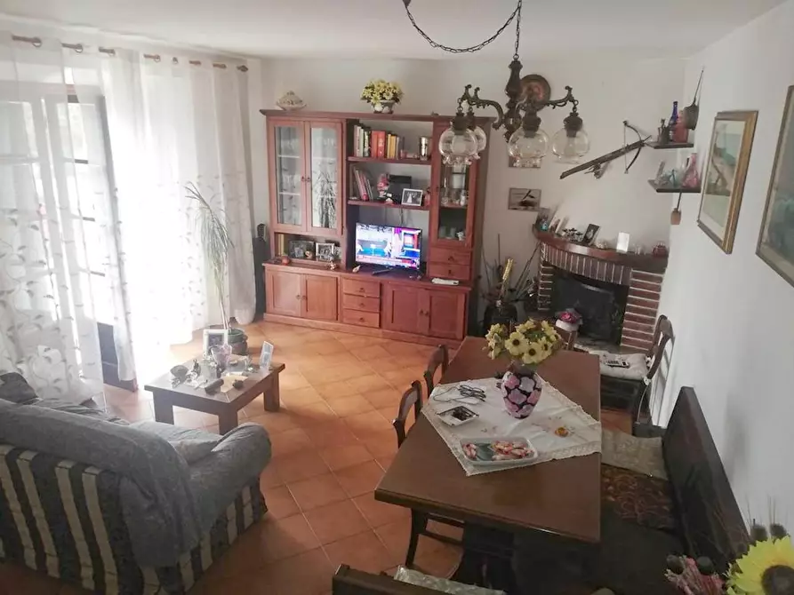 Immagine 16 di Casa indipendente in vendita  a Pietrasanta