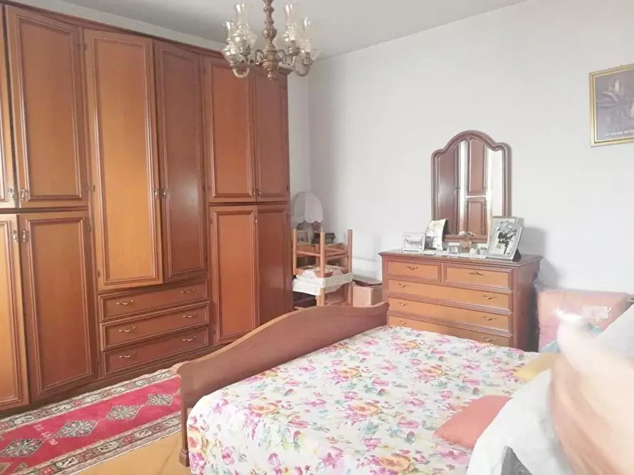 Immagine 13 di Casa indipendente in vendita  a Pietrasanta