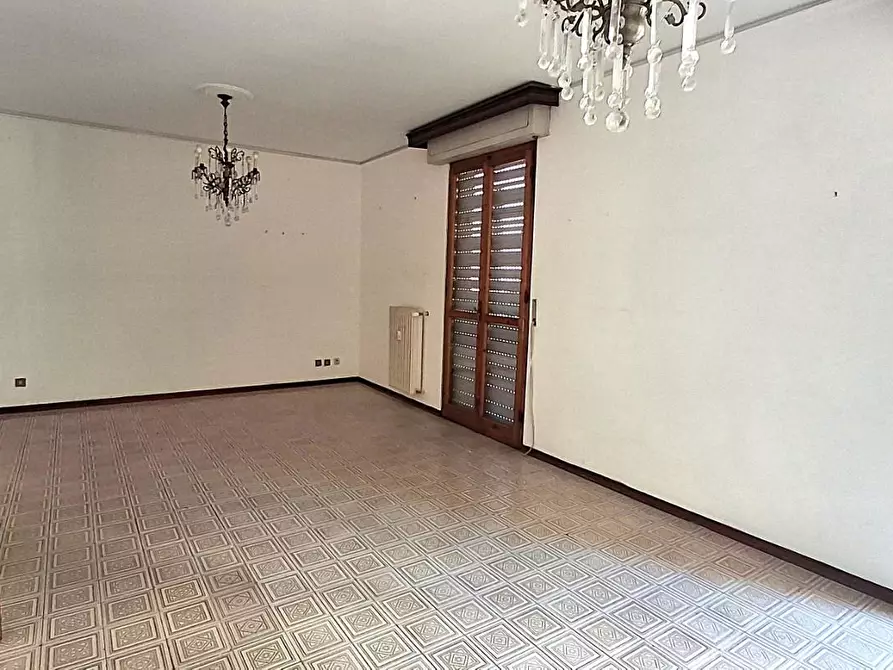 Immagine 2 di Appartamento in vendita  a Pisa