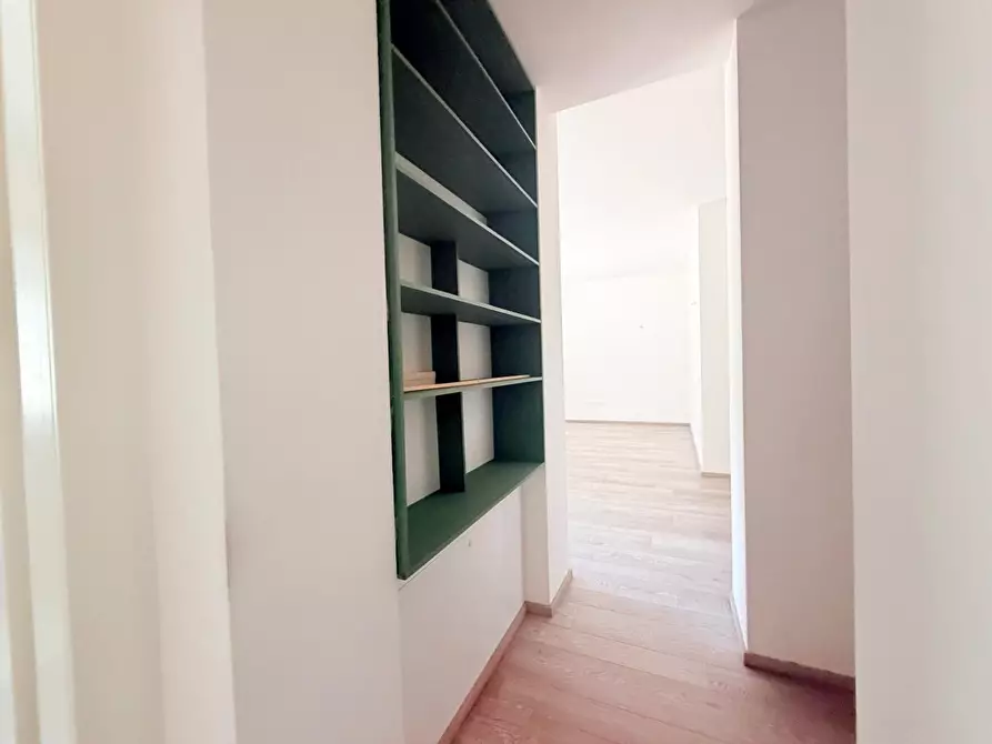 Immagine 6 di Appartamento in vendita  a Massa
