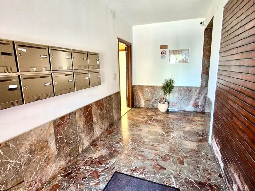 Immagine 31 di Appartamento in vendita  a Pisa
