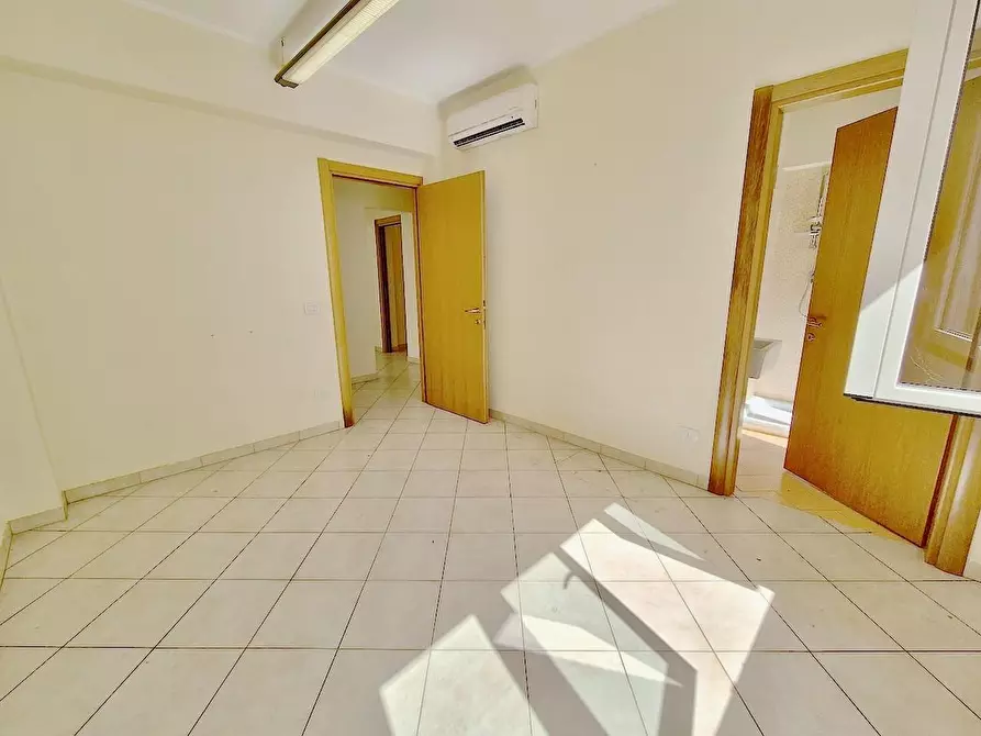 Immagine 20 di Appartamento in vendita  a Pisa