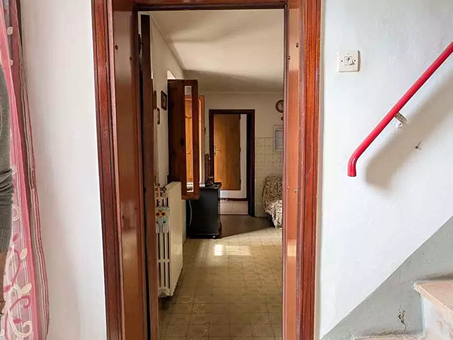 Immagine 11 di Casa indipendente in vendita  a Larciano
