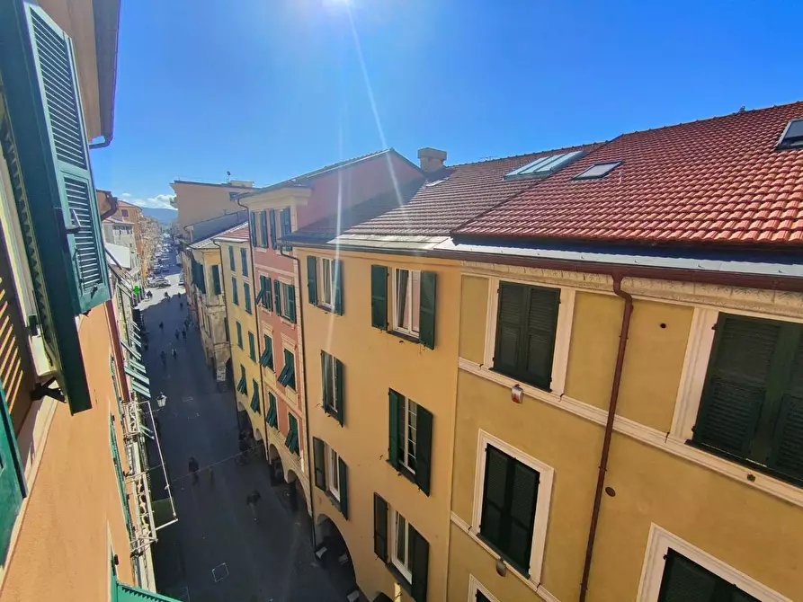 Immagine 2 di Appartamento in vendita  a Chiavari