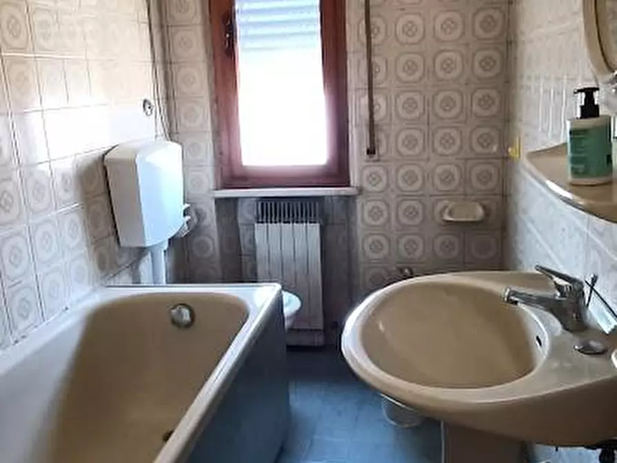 Immagine 12 di Terratetto in vendita  a Vecchiano