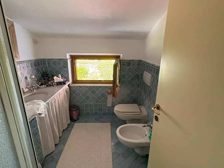 Immagine 10 di Casa semindipendente in vendita  a Massa