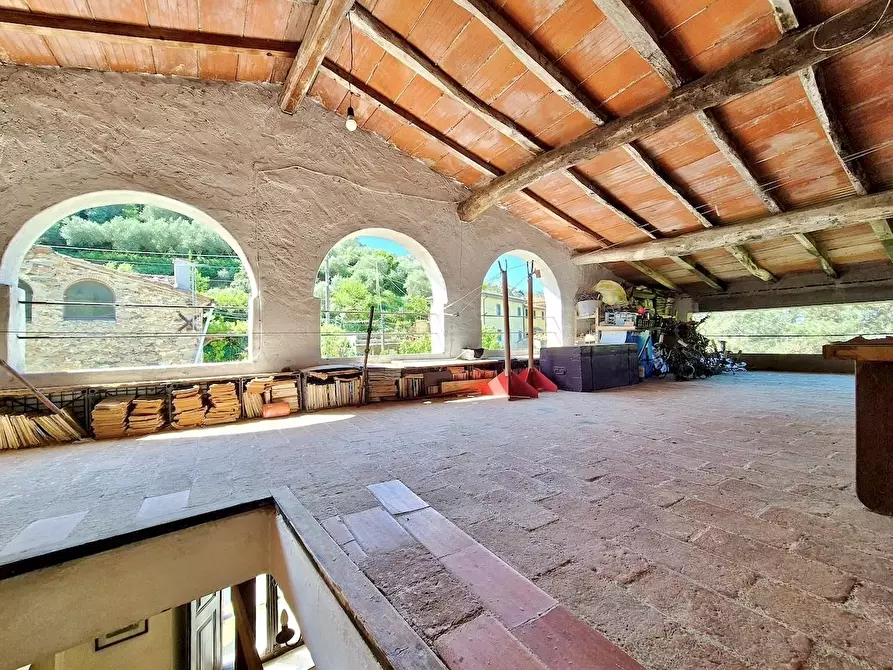 Immagine 49 di Rustico / casale in vendita  a Calci