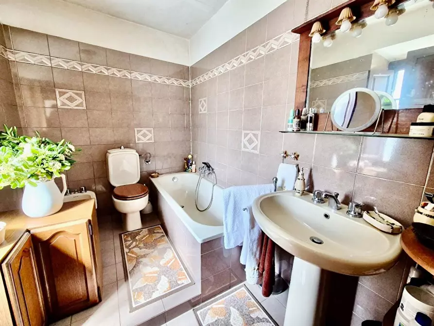 Immagine 45 di Rustico / casale in vendita  a Calci