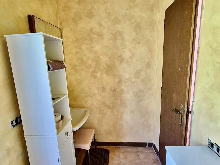Immagine 24 di Rustico / casale in vendita  a Calci