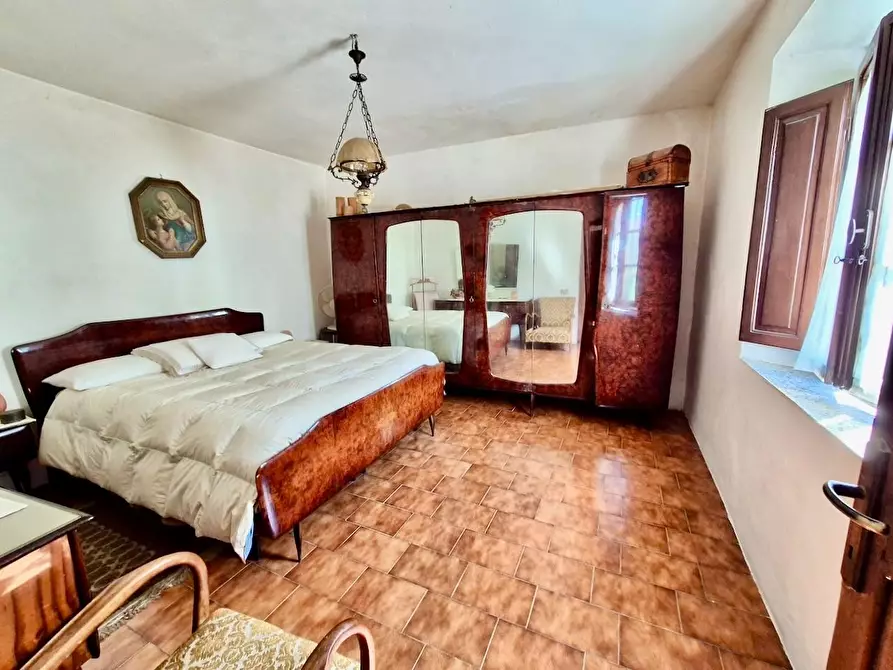 Immagine 46 di Rustico / casale in vendita  a Calci