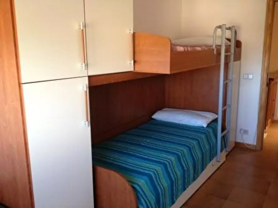 Immagine 15 di Appartamento in vendita  a Rosignano Marittimo