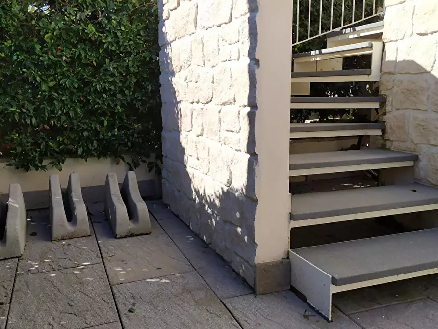 Immagine 13 di Appartamento in affitto  a Camaiore