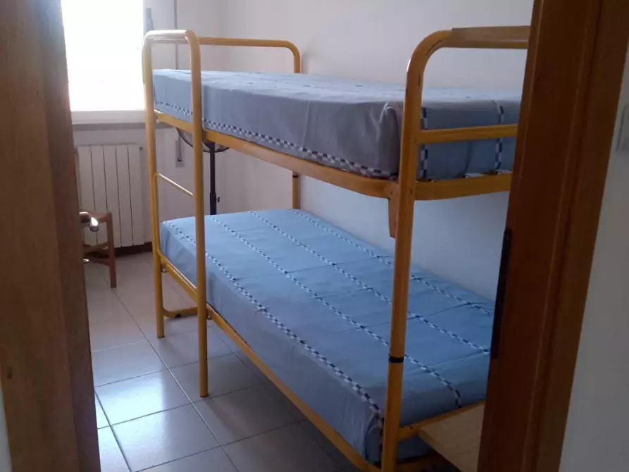 Immagine 5 di Appartamento in affitto  a Camaiore