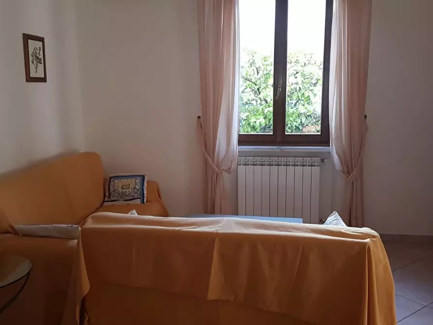 Immagine 2 di Casa bifamiliare in affitto  a Camaiore
