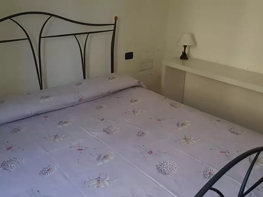 Immagine 7 di Casa bifamiliare in affitto  a Camaiore