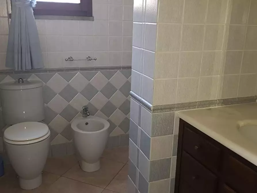 Immagine 14 di Casa bifamiliare in affitto  a Camaiore
