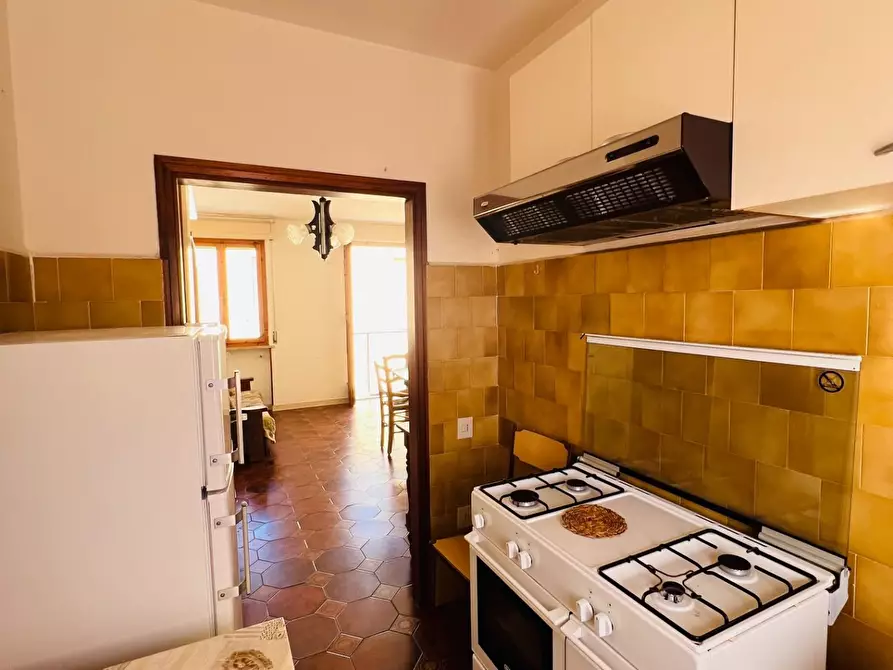 Immagine 8 di Appartamento in vendita  a Cecina