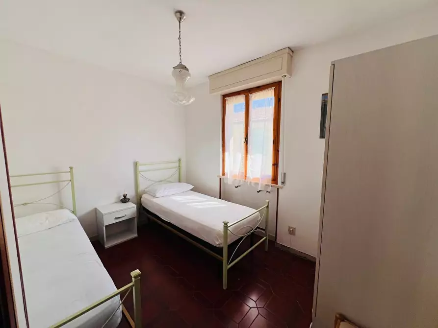 Immagine 13 di Appartamento in vendita  a Cecina