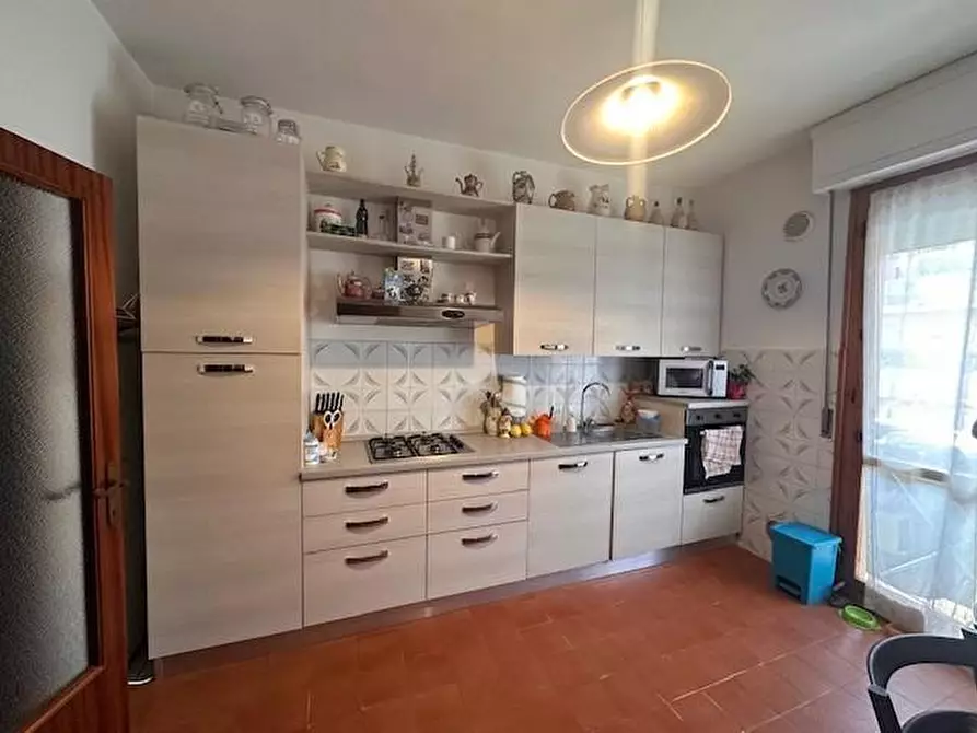 Immagine 1 di Appartamento in vendita  a Cascina