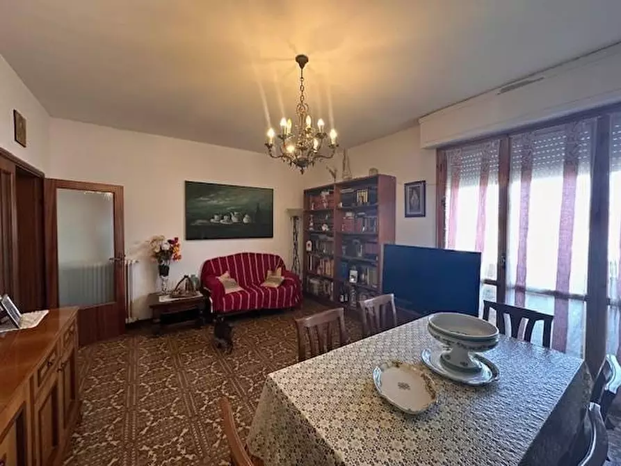 Immagine 3 di Appartamento in vendita  a Cascina